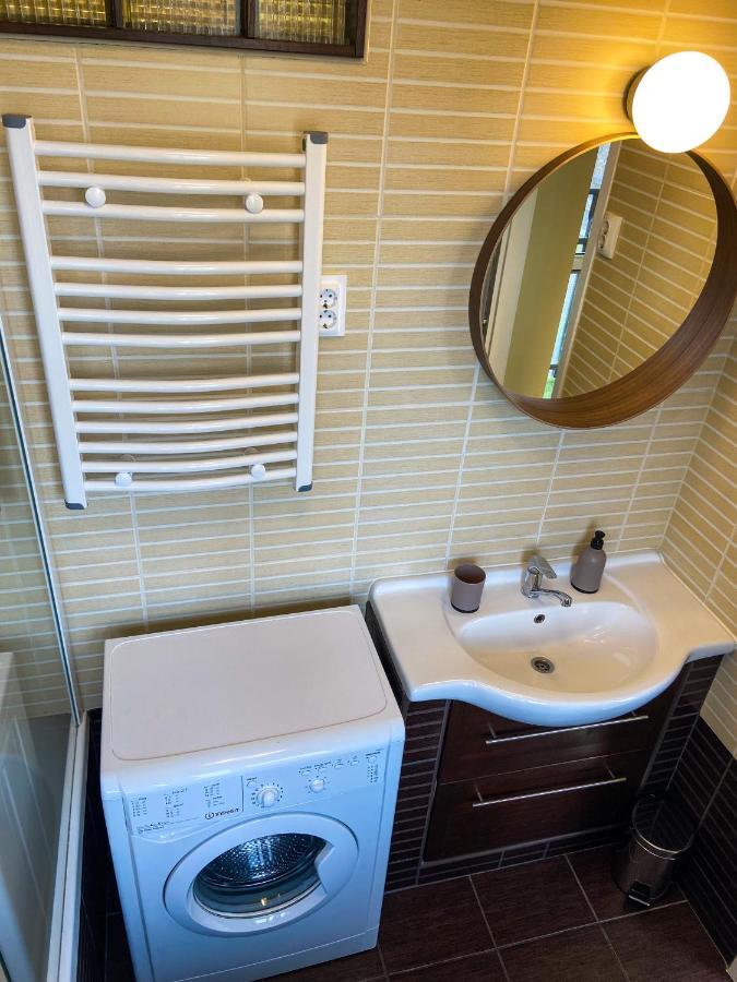Fresh Smartly Designed Flat & Sunny Balcony Appartement Boedapest